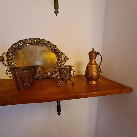 Santa Room-old Bazaar Center-gjirokaster 3* Гирокастра