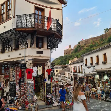 Casa de hóspedes Santa Room-old Bazaar Center-gjirokaster Gjirokastër