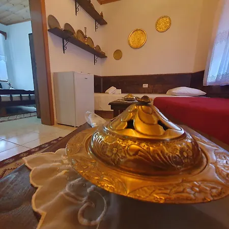 ゲストハウス Santa Room-old Bazaar Center-gjirokaster