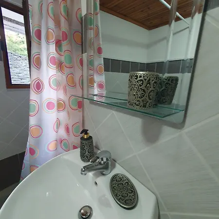 Santa Room-old Bazaar Center-gjirokaster Гирокастра