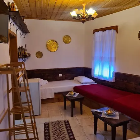 Casa de hóspedes Santa Room-old Bazaar Center-gjirokaster *
