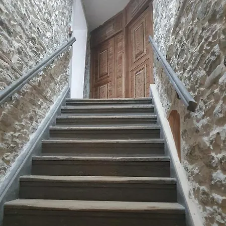 Santa Room-old Bazaar Center-gjirokaster