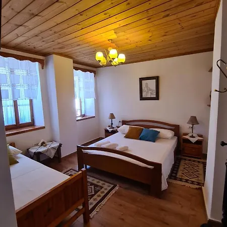 Santa Room-old Bazaar Center-gjirokaster