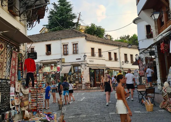Santa Room-old Bazaar Center-gjirokaster 3*